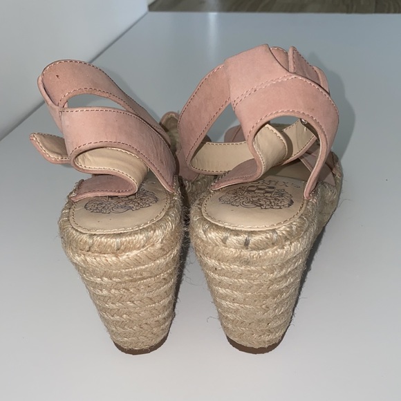VINCE CAMUTO MEEHAN ESPADRILLE WEDGE SANDAL 6.5 M - Picture 4 of 6